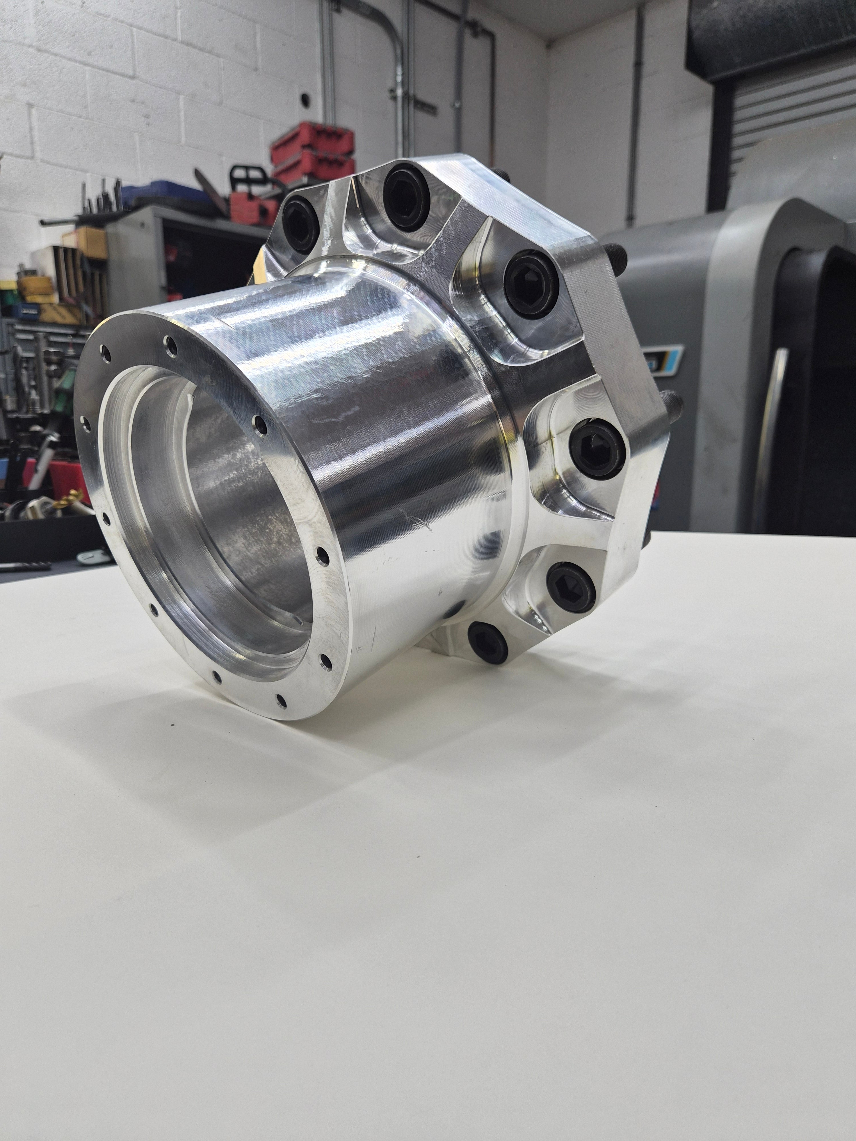 Billet Aluminum 5 ton hub 5lug